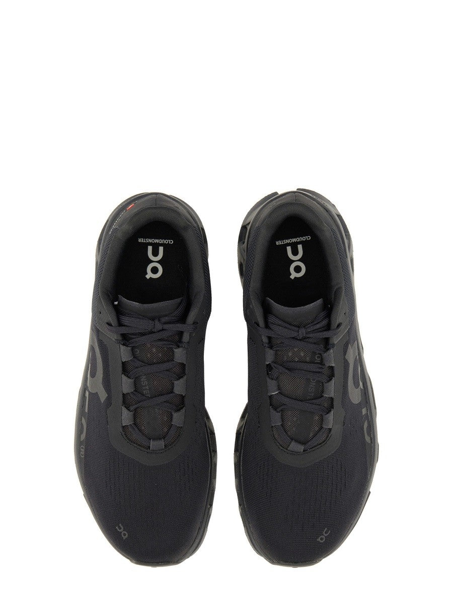 ON "CLOUDMONSTER" SNEAKER