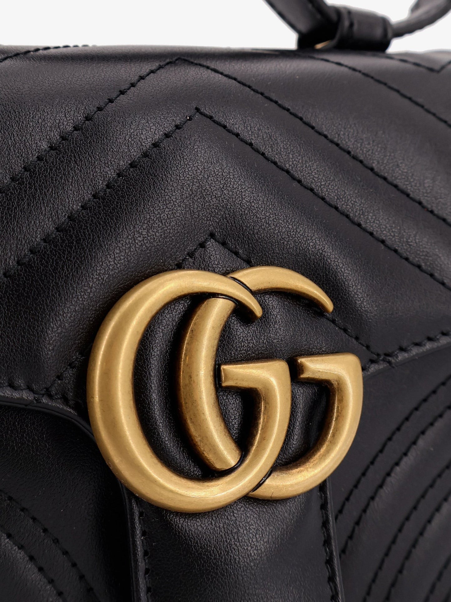 Gucci GG Marmont matelassé leather shoulder bag