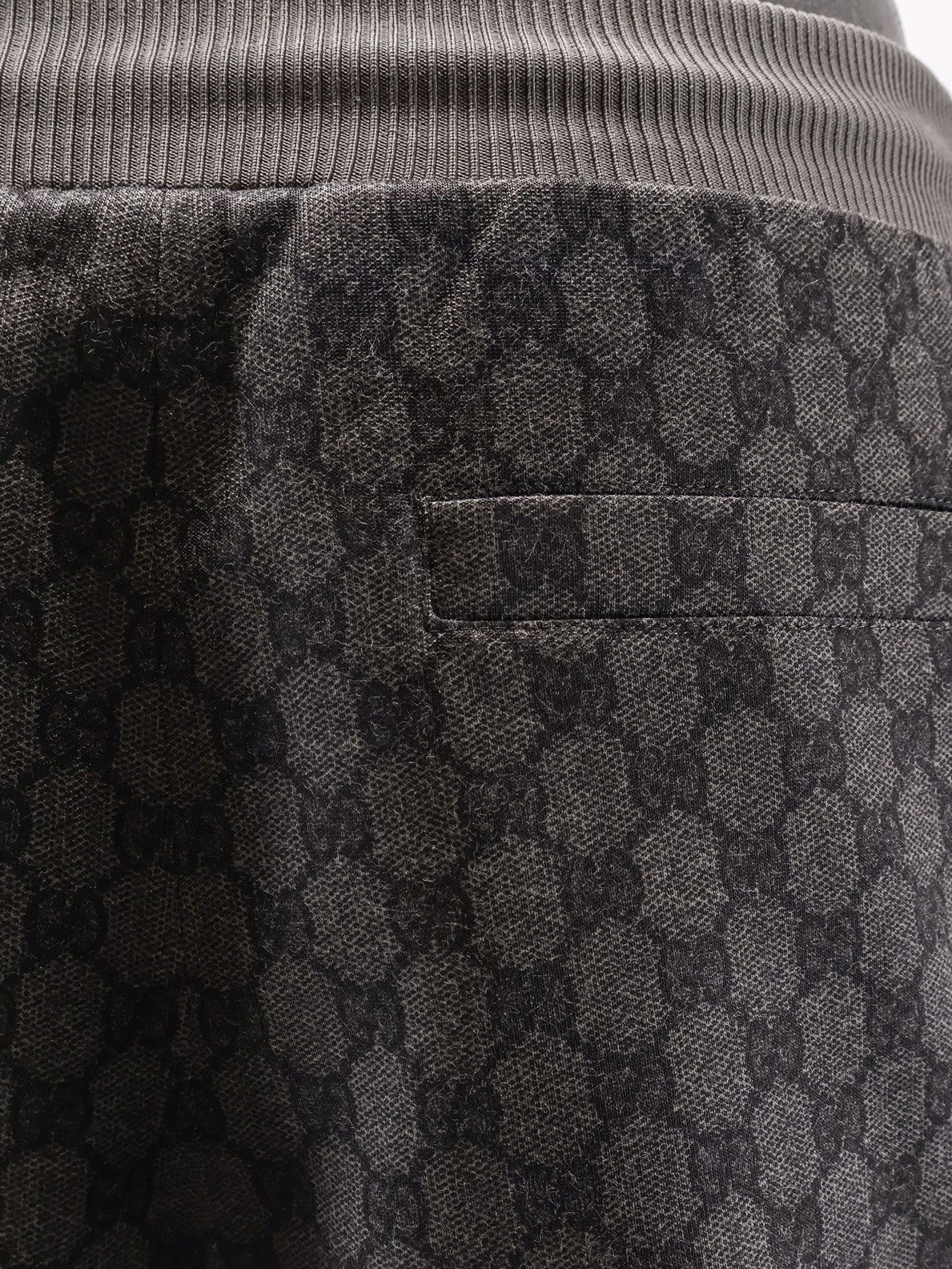 Gucci GG Supreme fabric shorts