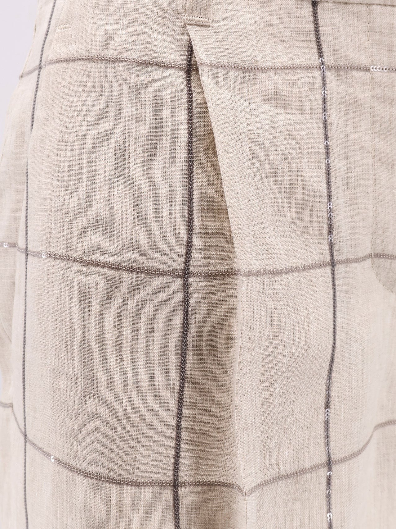 Brunello Cucinelli Linen shorts with sequins embroidery
