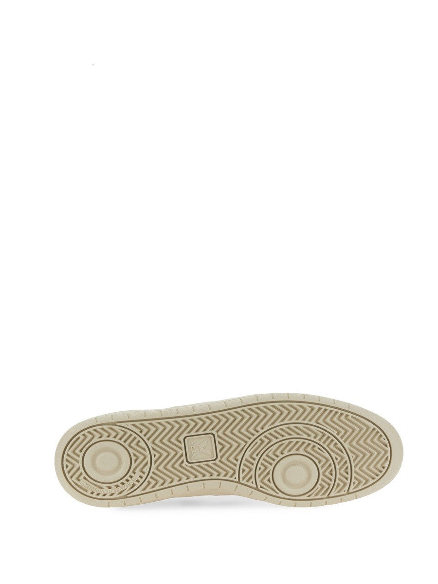 Veja SNEAKER V-12