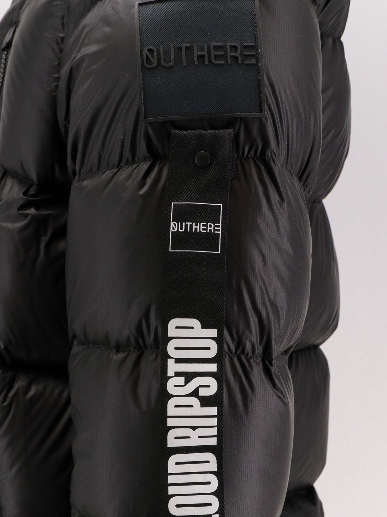 OUTHERE Strife nylon down jacket