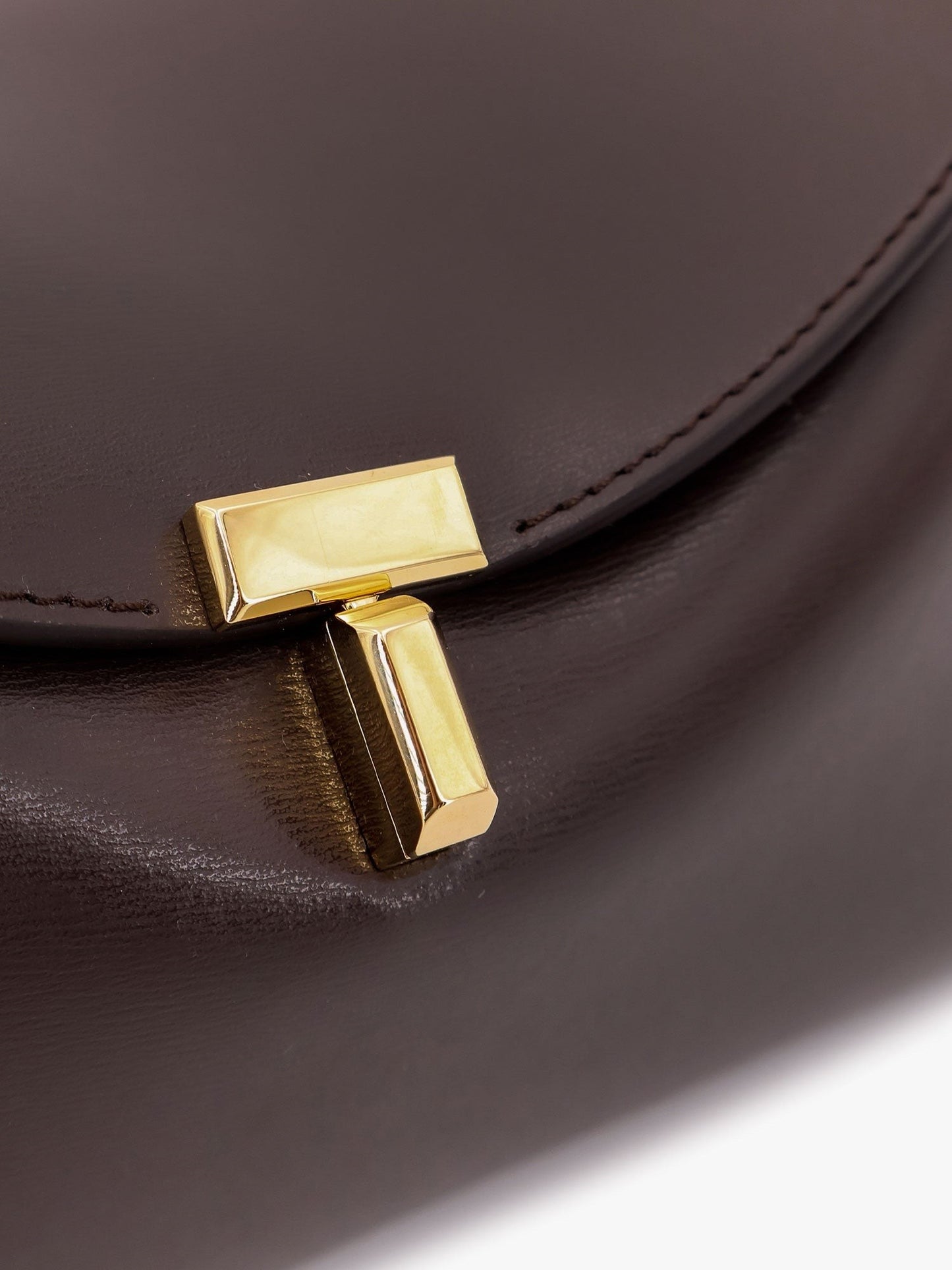 TOTEME T-Lock Clutch leather shoulder bag