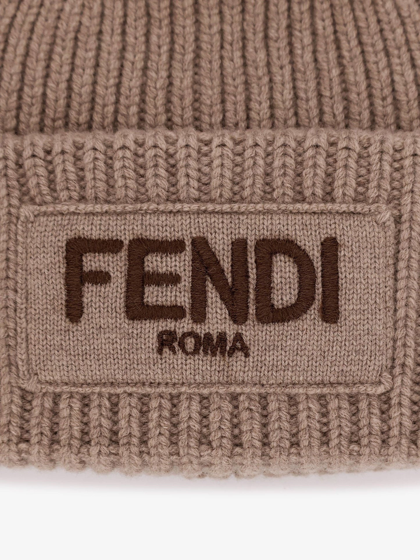 Fendi Wool beanie hat