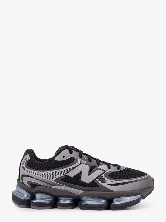 New Balance 2000 mesh low-top sneakers
