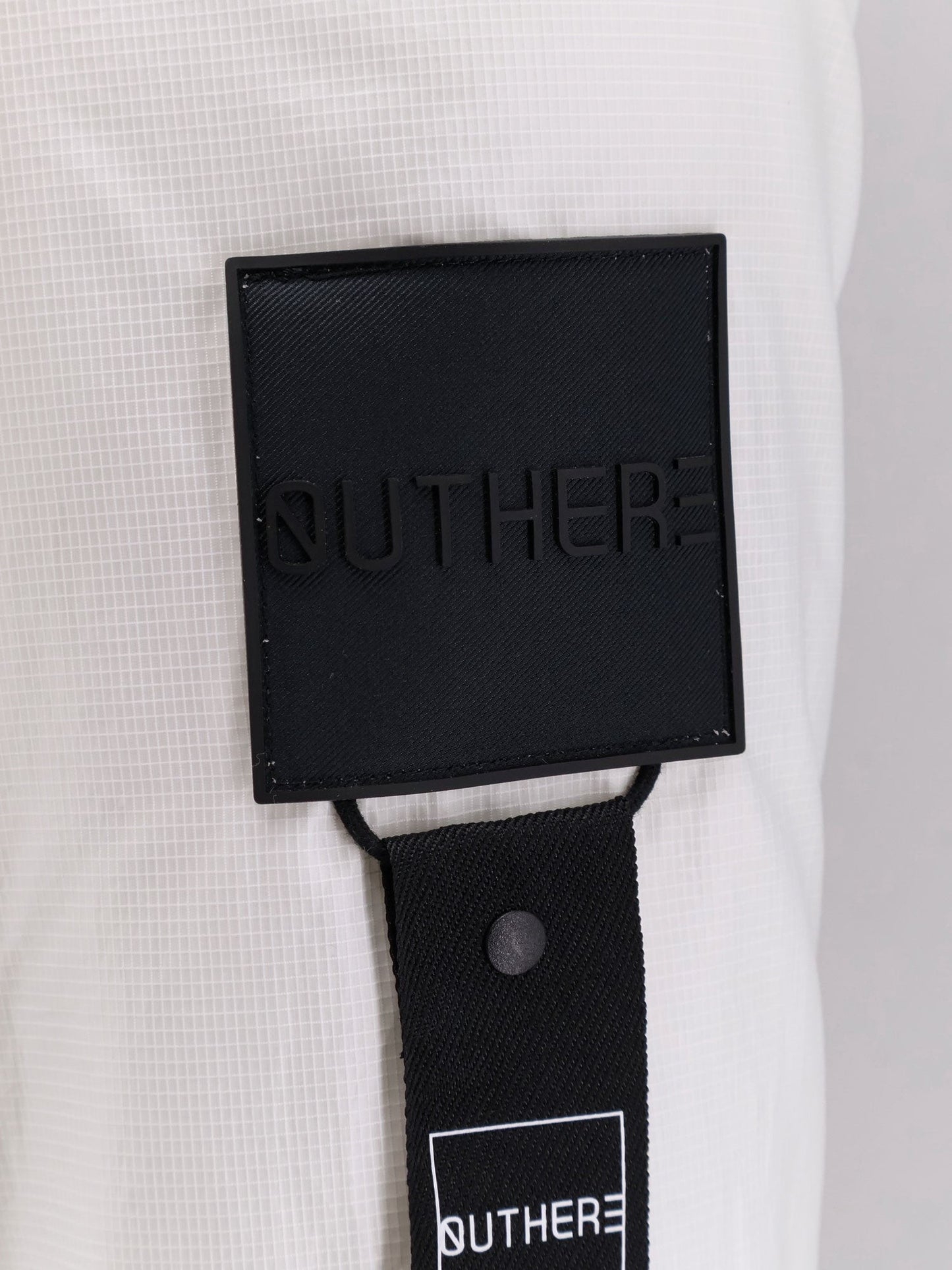 OUTHERE Airy nylon down jacket