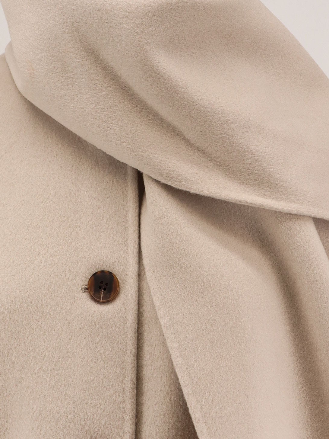 THE DYNAMIS STUDIO Antwerp wool coat
