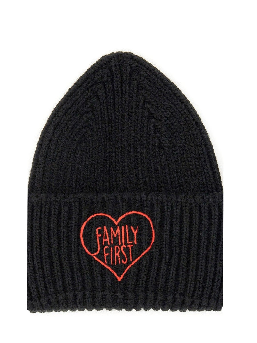 FAMILY FIRST BEANIE HAT "HEART"