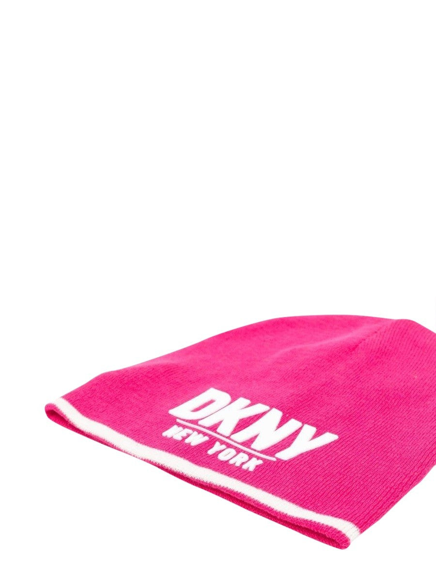 dkny BEANIE LOGO