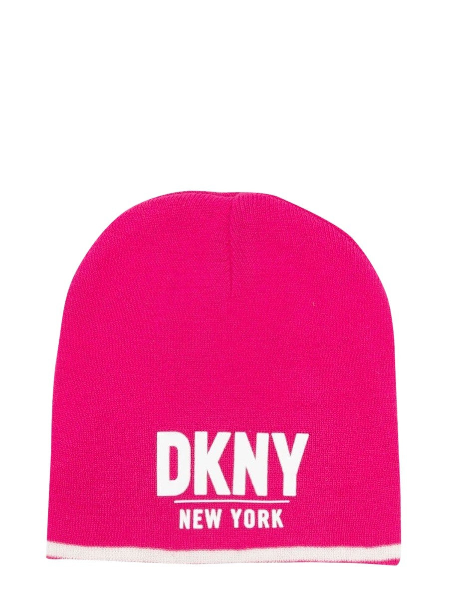 dkny BEANIE LOGO