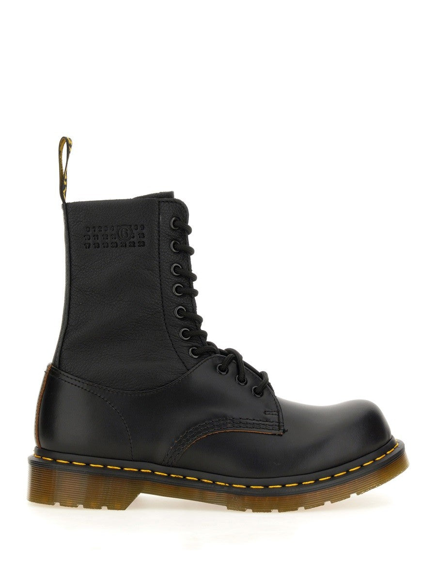 DR. MARTENS X MM6 MAISON MARGIELA BOOT "THE 1490 / 1461"