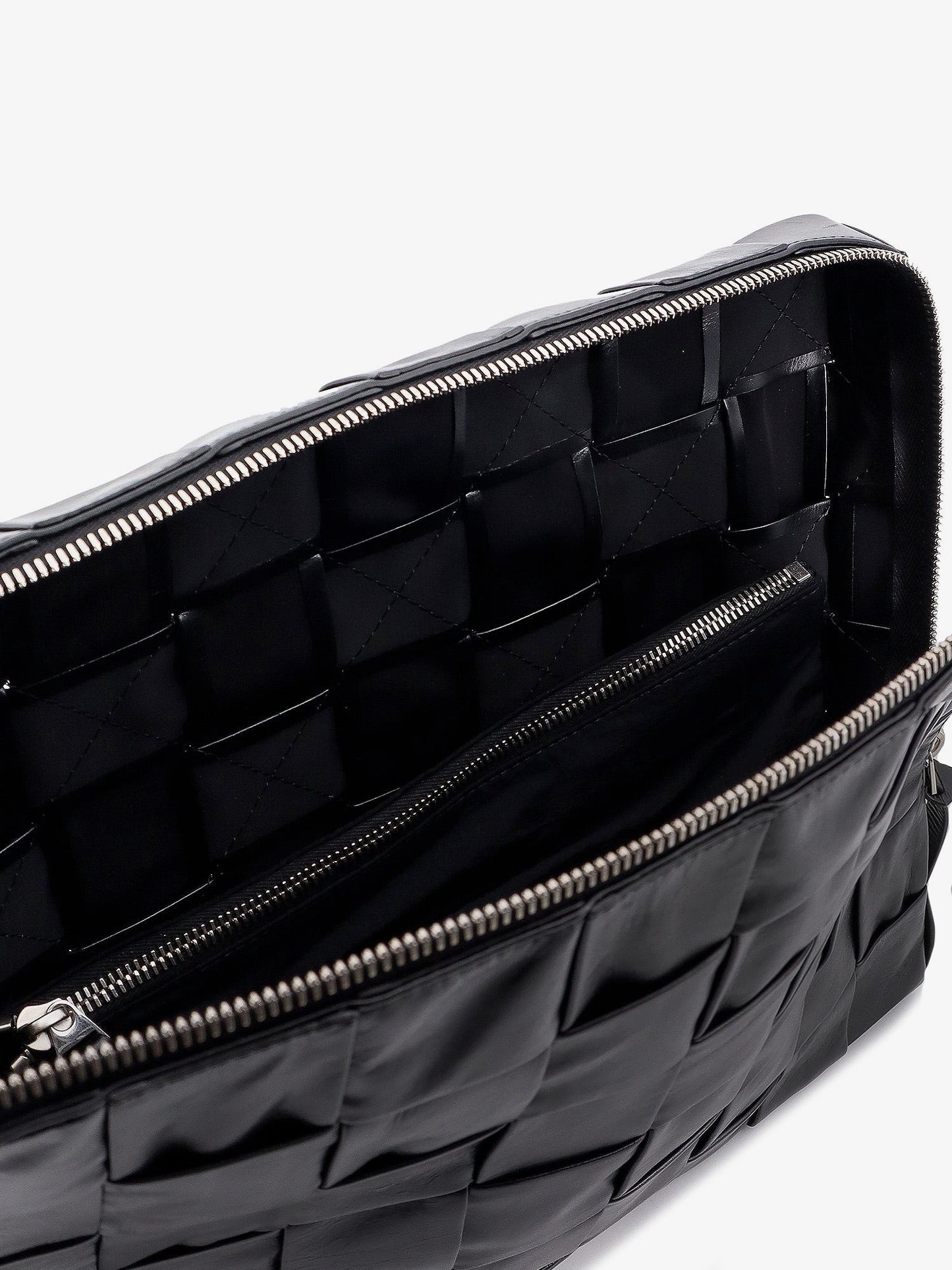 Bottega Veneta BOTTEGA VENETA CLUTCH