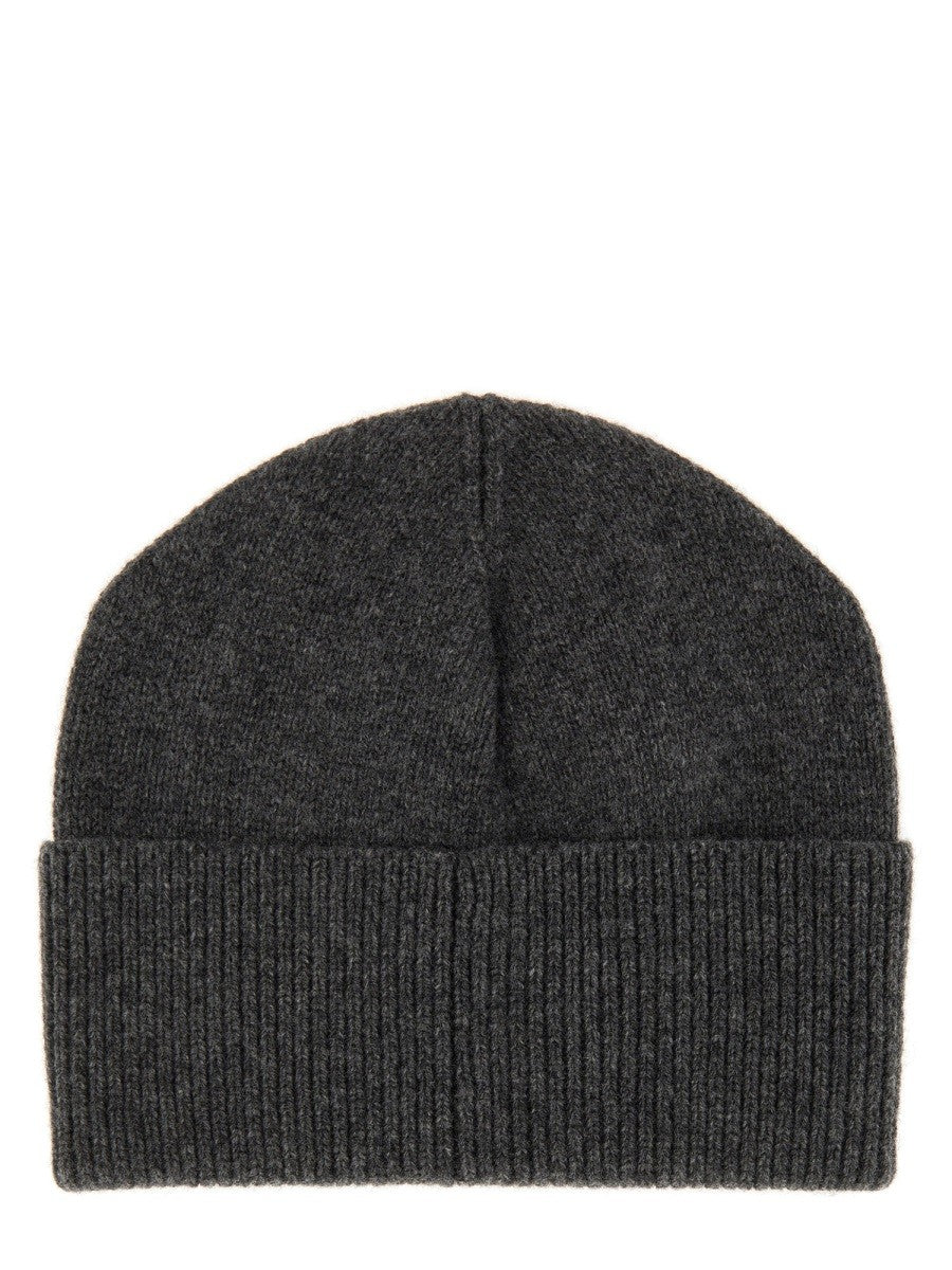 PATOU CAP WITH LABEL AND LOGO