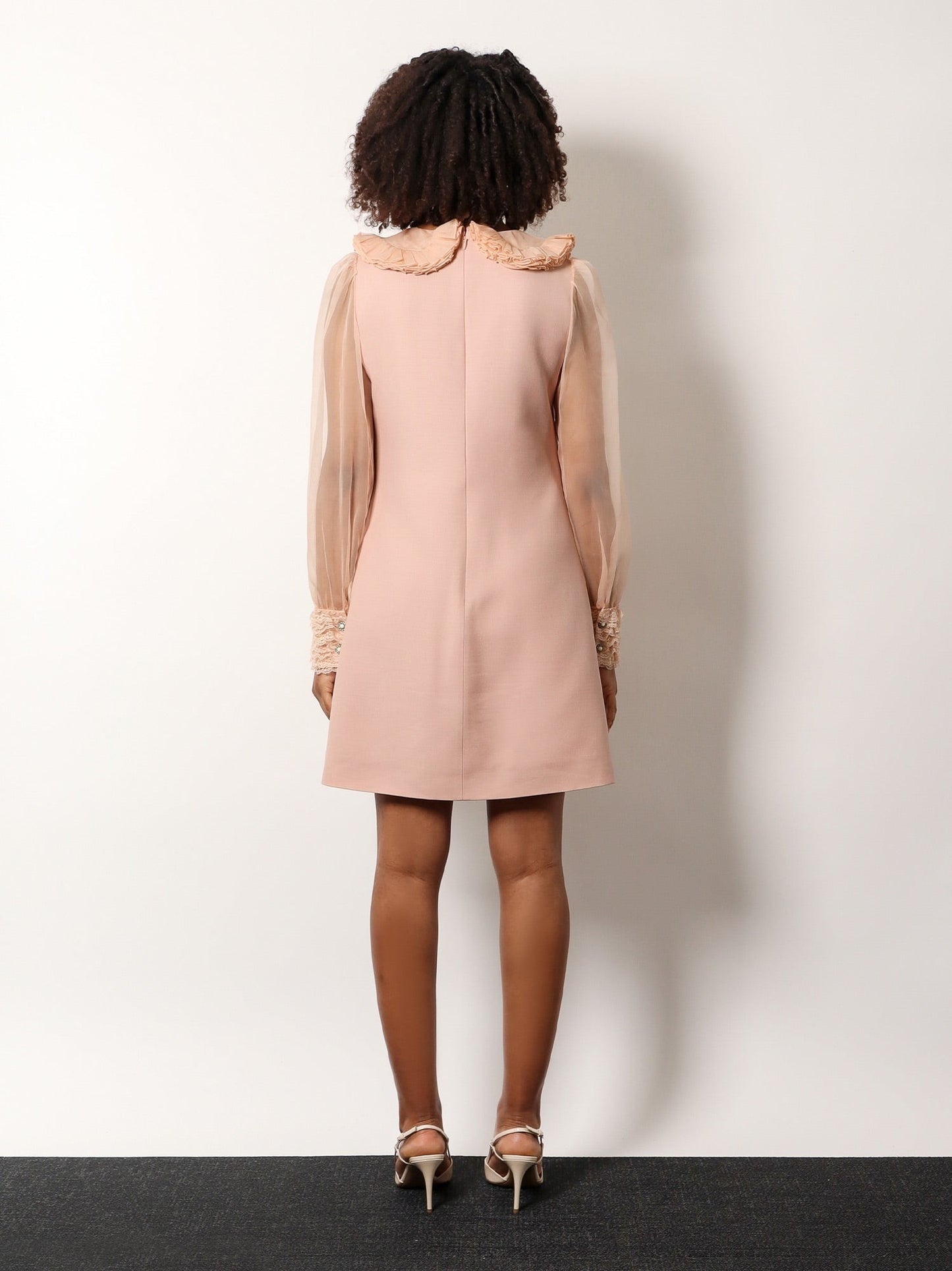 Valentino Couture crepe dress with laces profiles