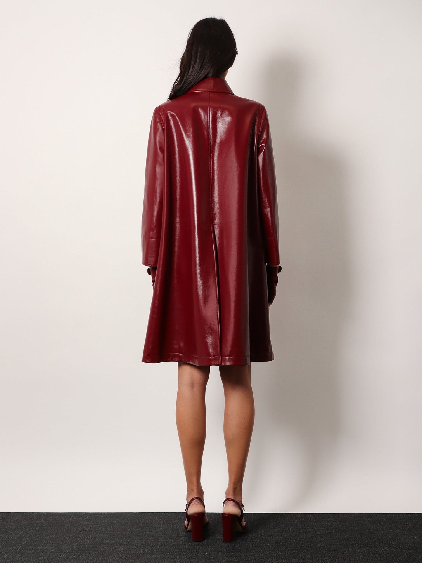 Gucci Double-breasted leather coat
