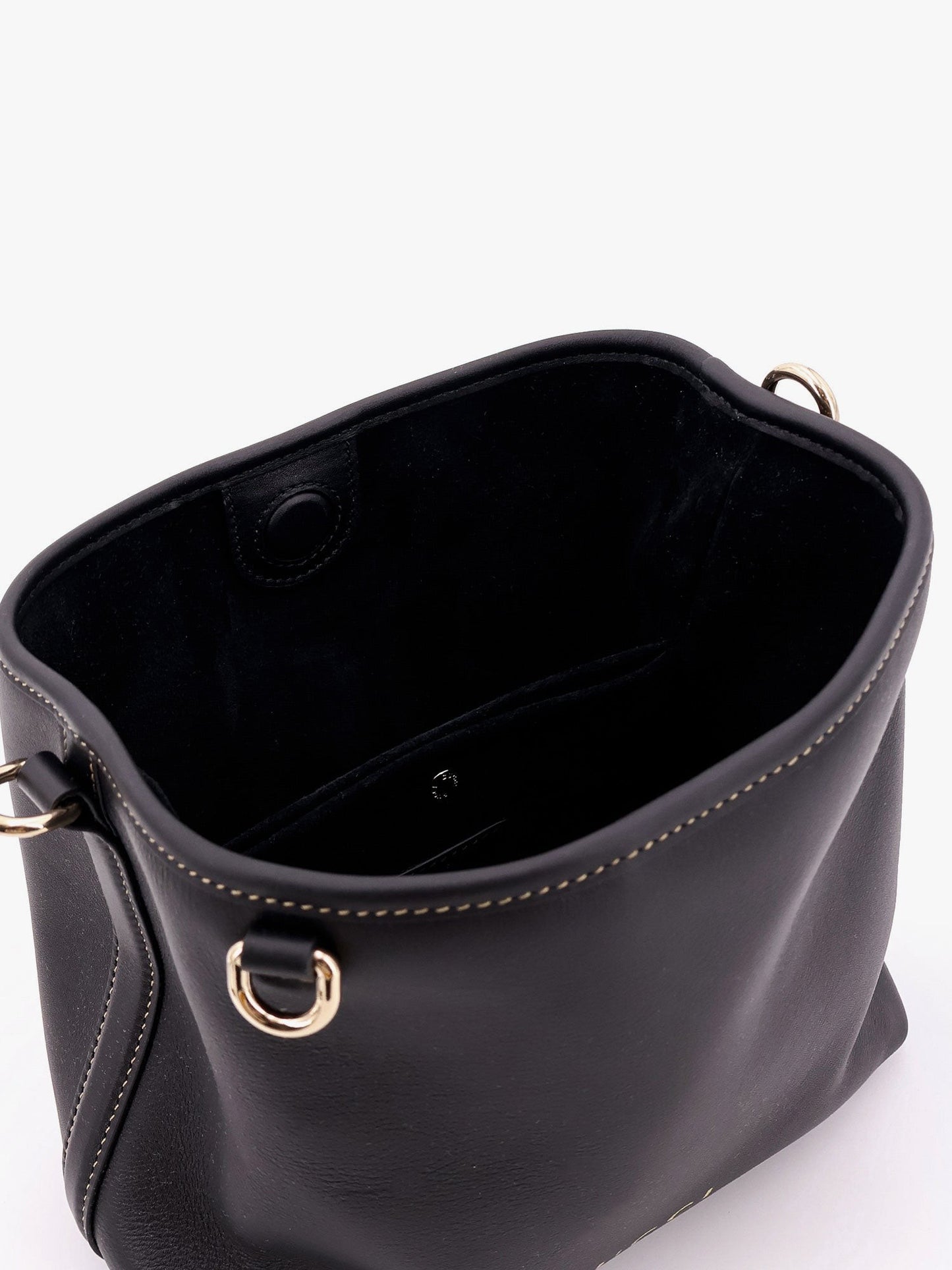 Gucci Gg emblem leather bucket bag with frontal logo