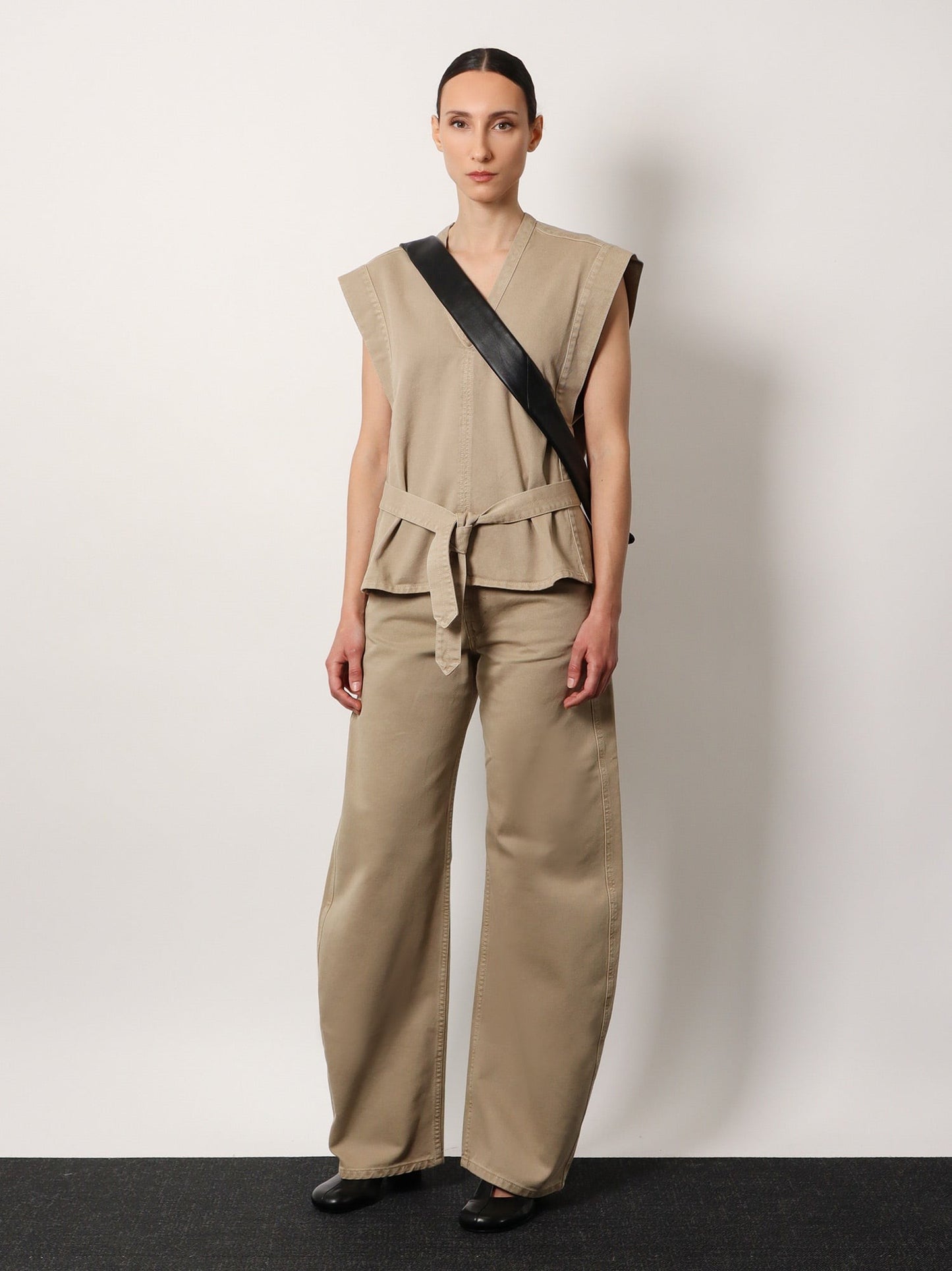 LEMAIRE High waisted curved denim trouser