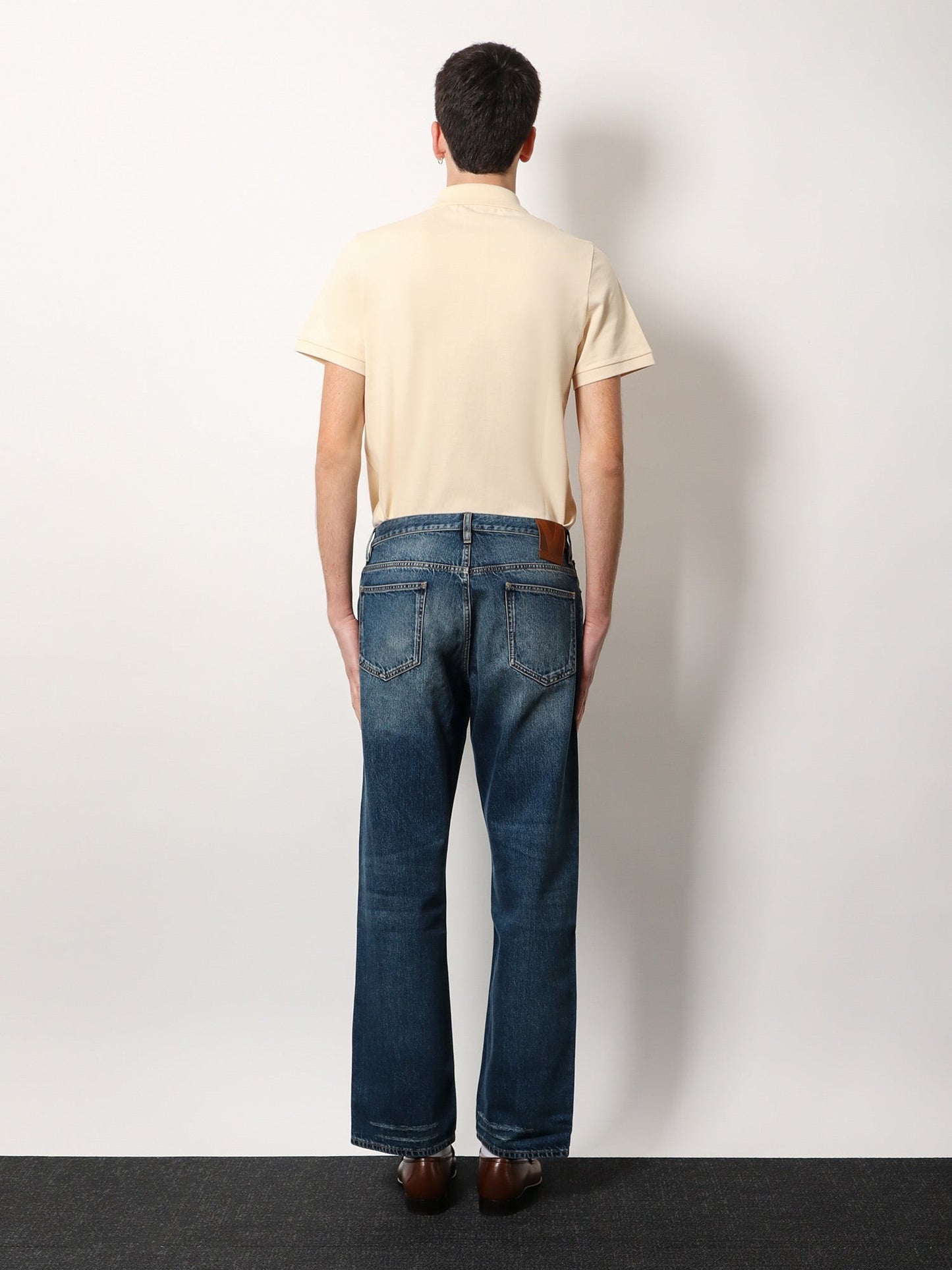 Valentino Jeans con chez valentino tag