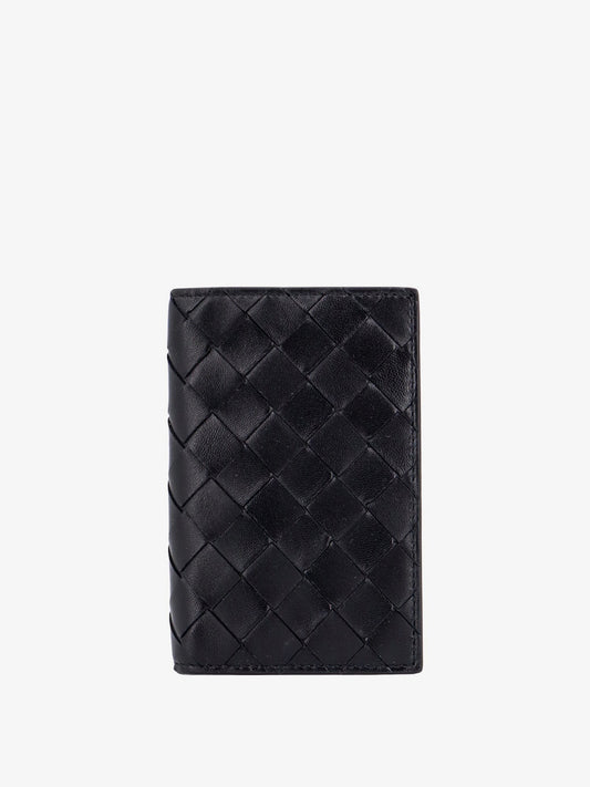 Bottega Veneta Leather passport case with Intrecciato motif