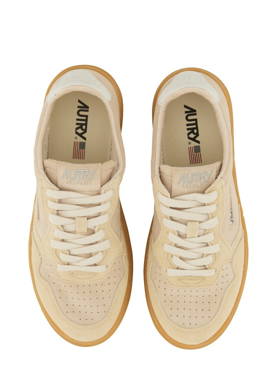 Autry "MEDALIST LOW" SNEAKER