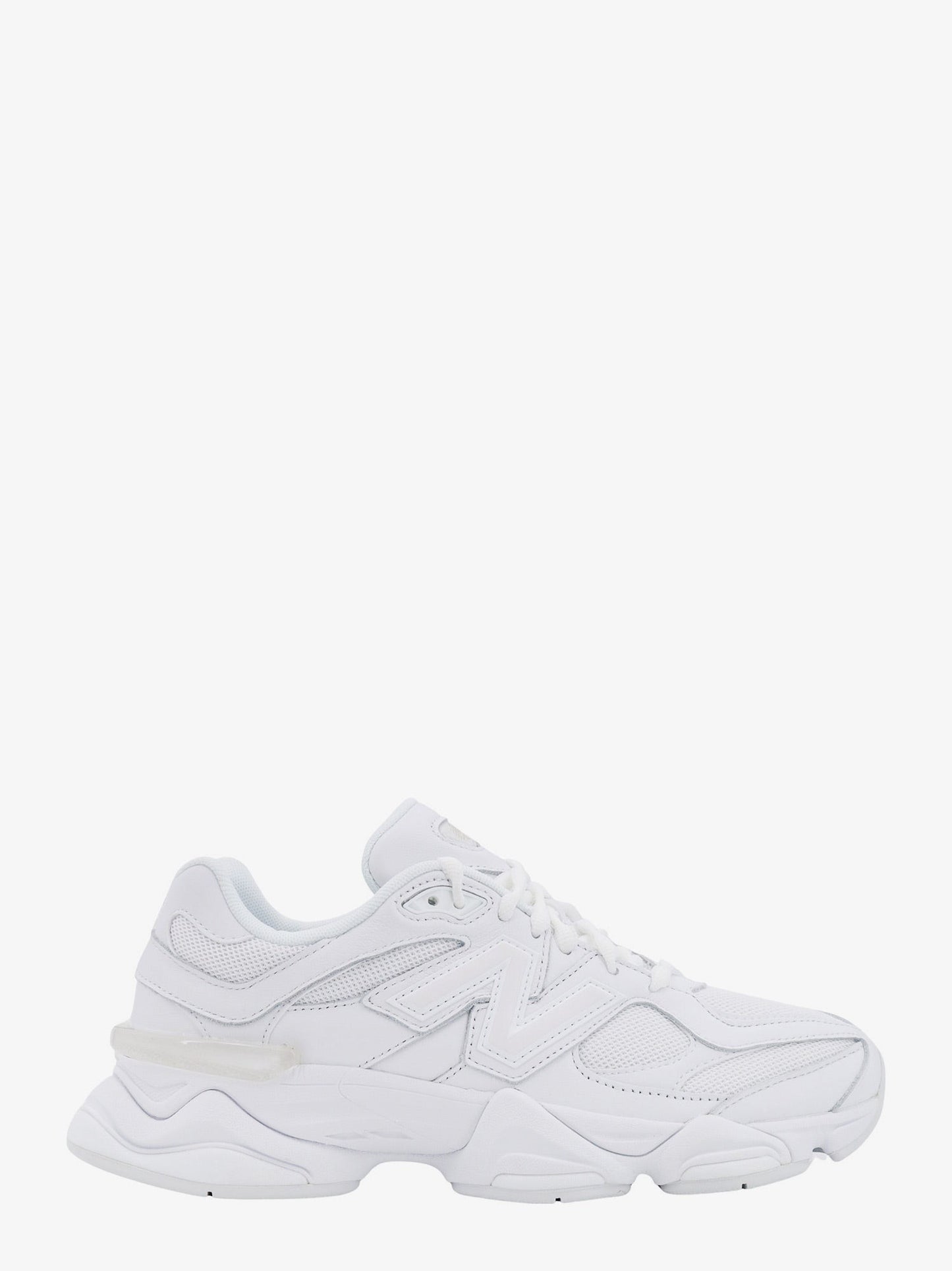 New Balance Mesh sneakers with leather inserts