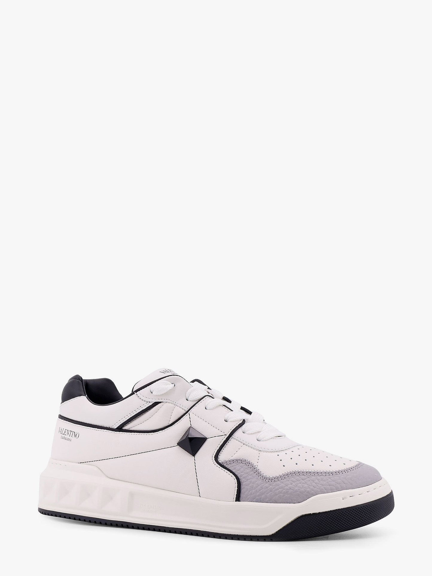 Valentino Garavani One-stud low-top valentino garavani leather sneakers