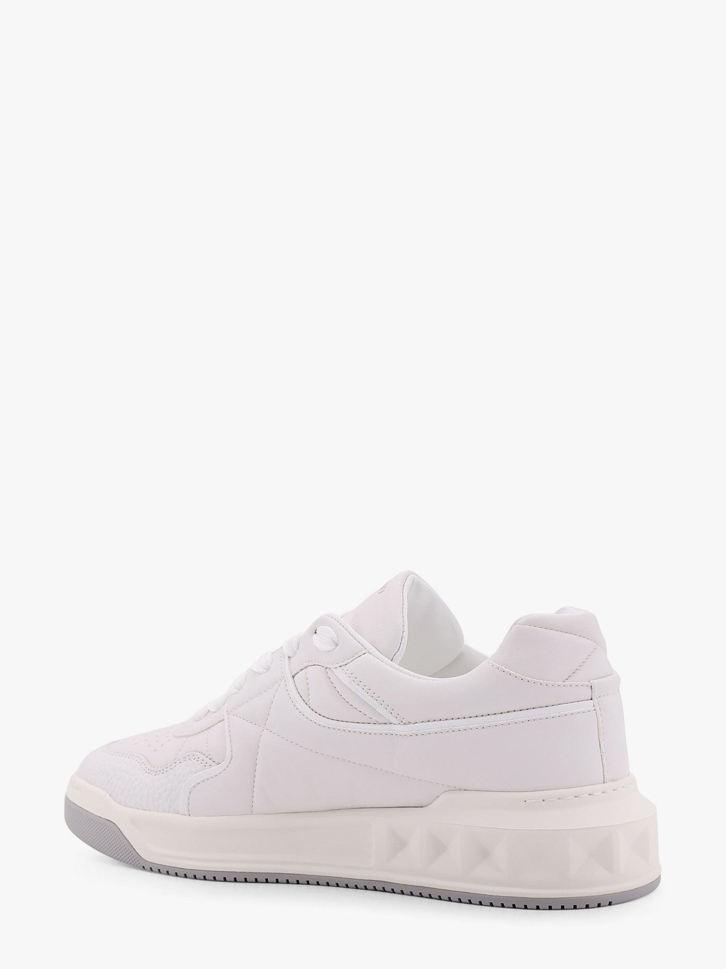 Valentino Garavani One-stud low-top valentino garavani leather sneakers