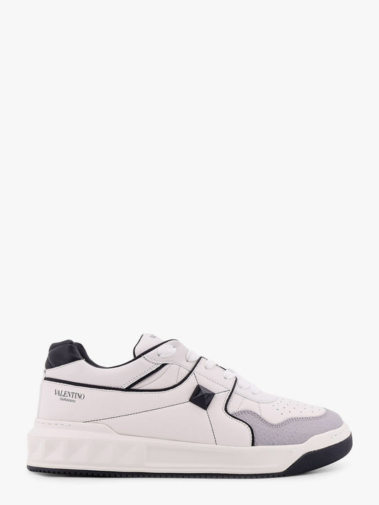 Valentino Garavani One-stud low-top valentino garavani leather sneakers