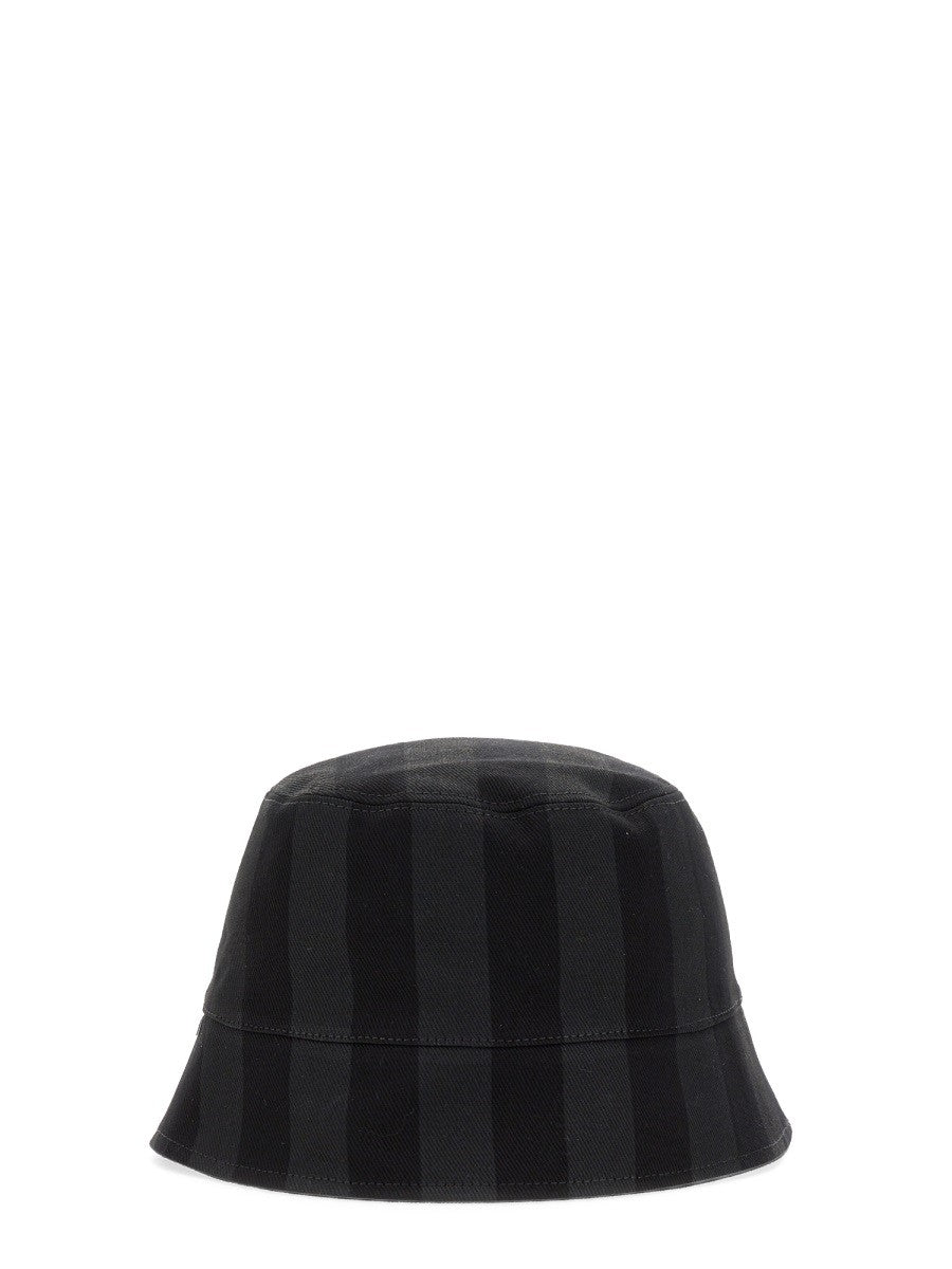 SUNNEI REVERSIBLE BUCKET HAT