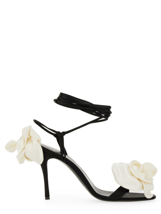 MAGDA BUTRYM SANDAL WITH FLOWER DETAIL