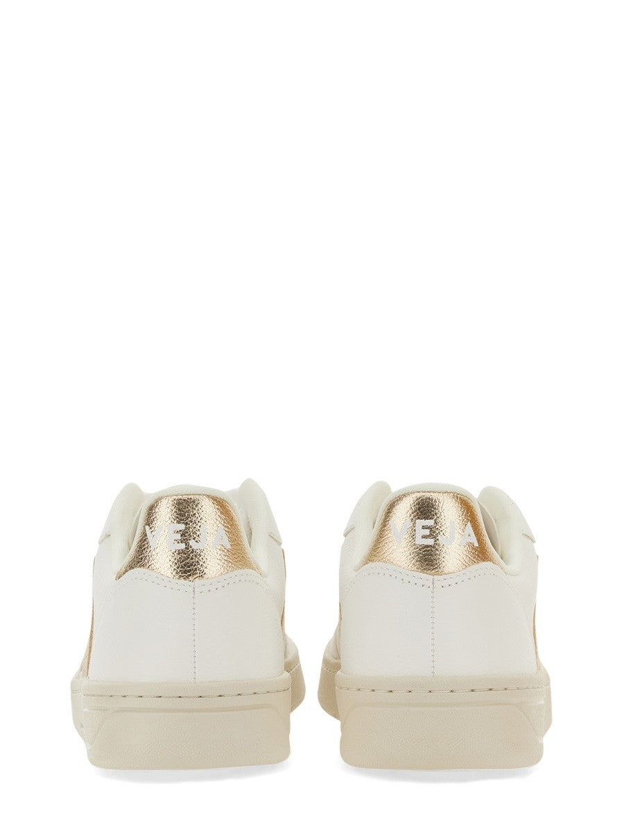 Veja SNEAKER V-10