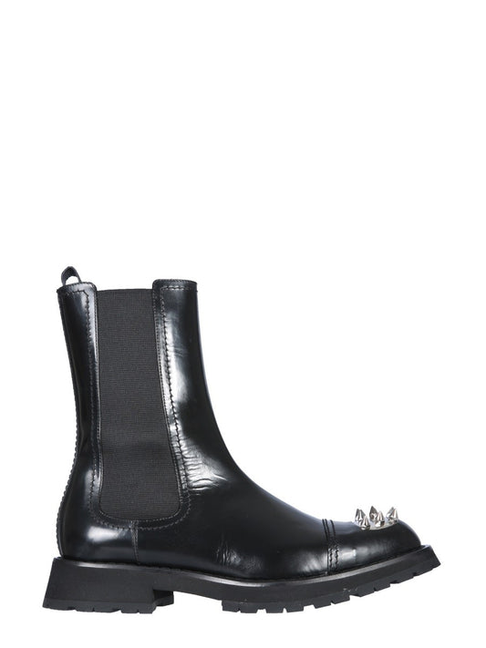 Alexander Mcqueen STUDDED BOOT