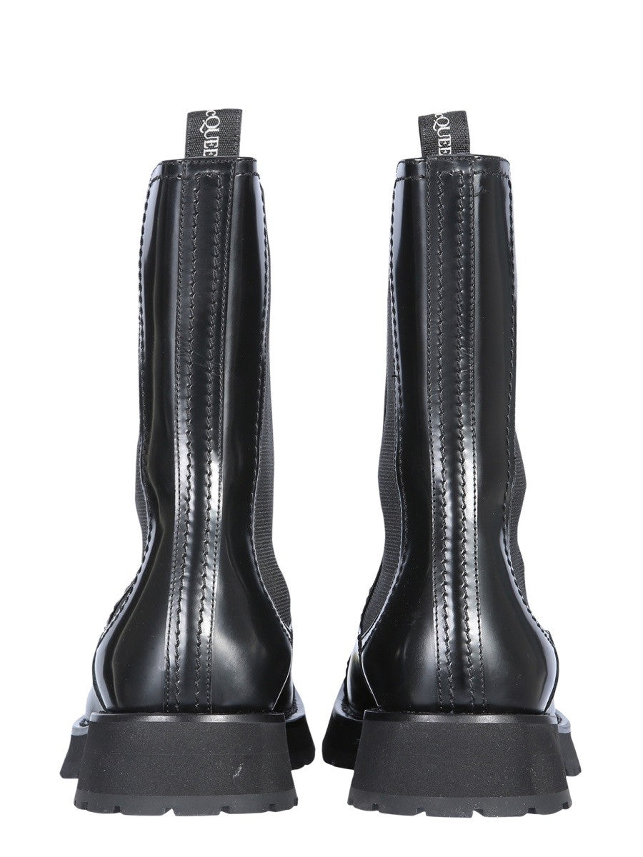 Alexander Mcqueen STUDDED BOOT