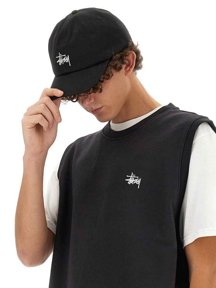 STUSSY SWEAT VEST.