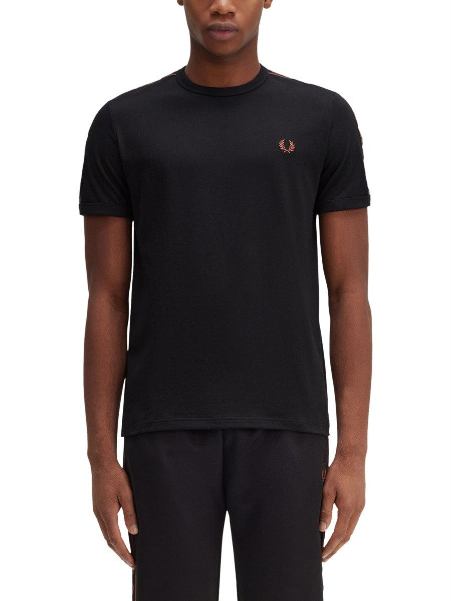 FRED PERRY T-SHIRT WITH LOGO