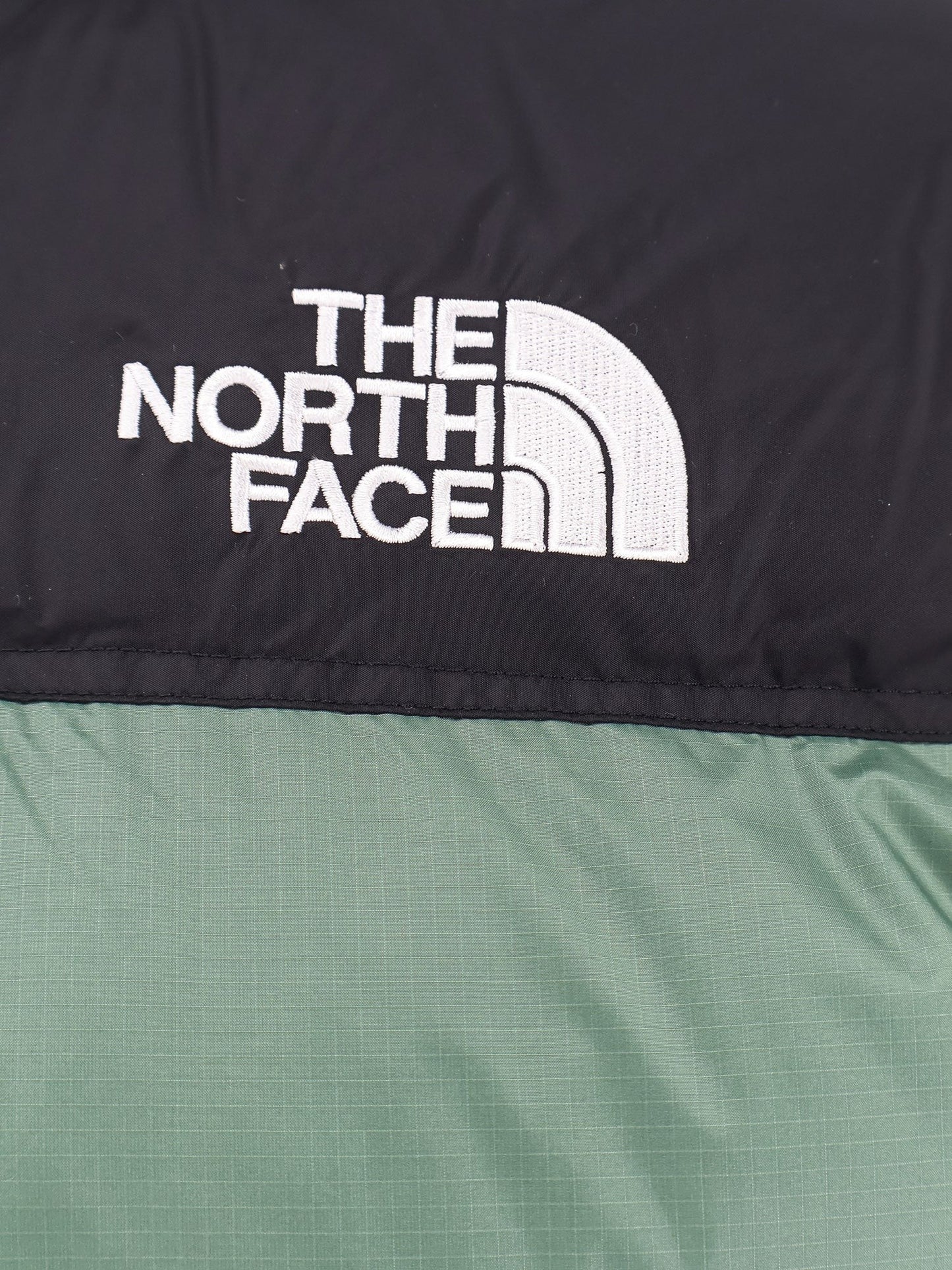 The North Face THE NORTH FACE RETRO NUPTSE 1996