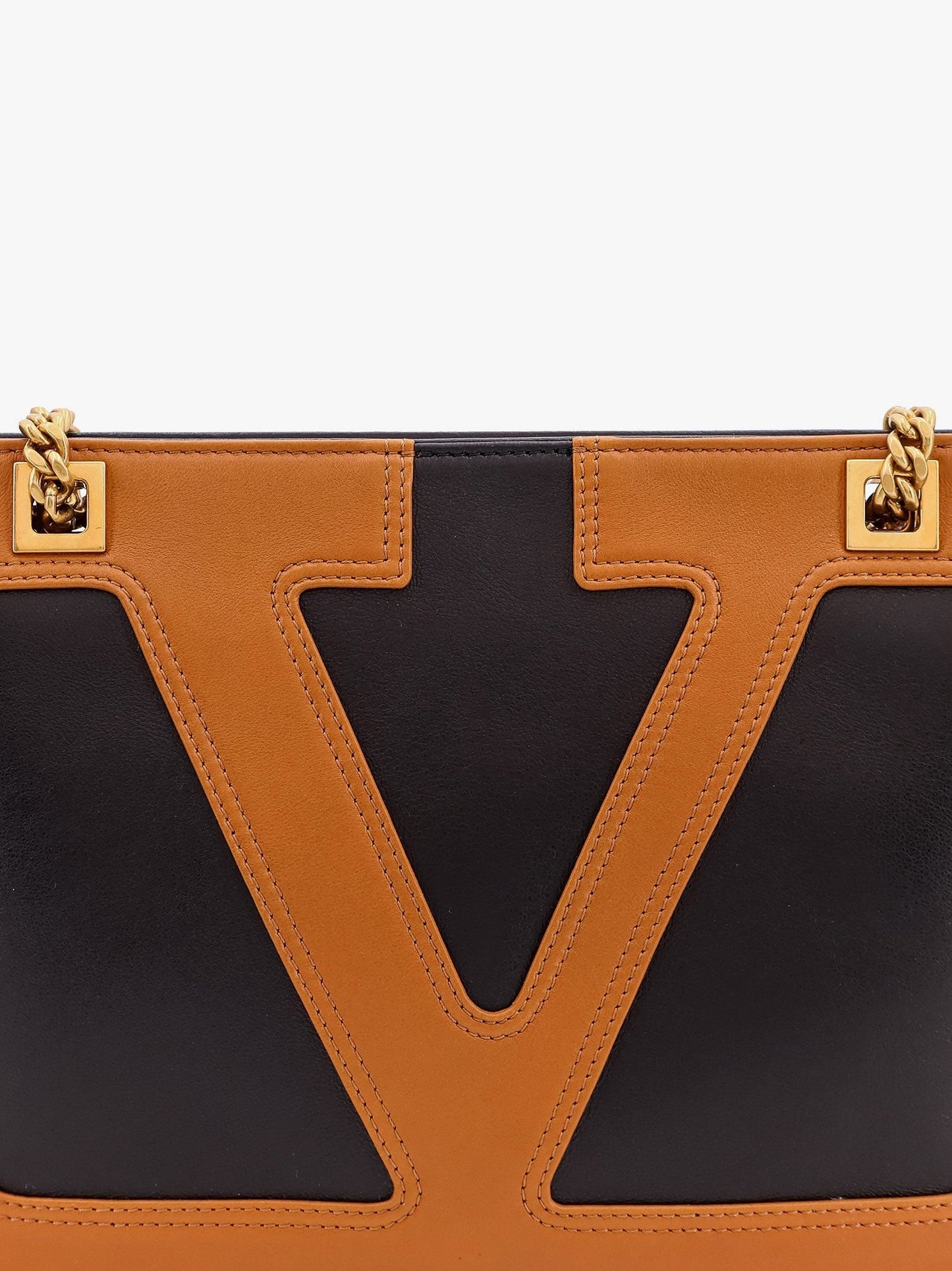 Valentino Garavani Valentino garavani viva superstar leather shoulder bag with maxi vlogo signature on the front
